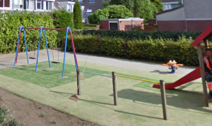 Gouda Goverwelle - Nieuws - Wijkteam - Gemeente gaat versleten valondergronden in een aantal speeltuinen vervangen.